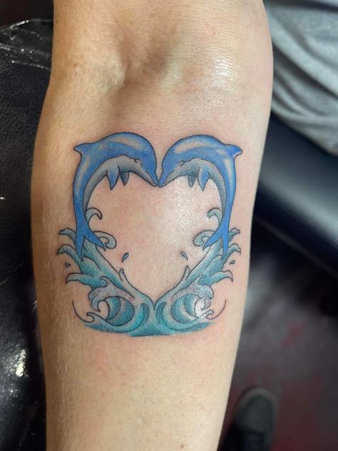 Belly Button Tattoos, Dolphin Tattoos, Barbed Wire Tattoos, Meaning Tattoos, Dolphins Tattoo, Remembrance Tattoos, Dolphin Art, Whale Tattoos, Pink Dolphin