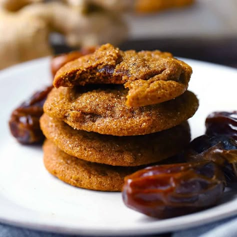 Fresh Ginger and Date Cookies with molasses make for a flavor-packed, chewy cookie. With half the added sugar than your average cookie, the sweet dates, crunchy turbinado sugar, molasses, and fresh grated ginger all add incredible flavor to this wonderfully sweet treat, perfect for Christmastime or anytime! Date Filled Molasses Cookies, Date Molasses Cookies, Ginger Sugar Cookies, Cookies With Molasses, Chickpeas And Potatoes, Dates Cookies, Ginger Desserts, Soup With Chickpeas, Ginger Cookies Recipe