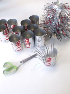 coke can christmas tree  |  www.smallhandsbigart.com/blog Aluminium Crafts, Can Christmas Tree, Coke Can Crafts, Easy Diy Holiday Crafts, Tin Projects, Pop Can Art, Pop Can Crafts, Tin Punch, Pvc Art