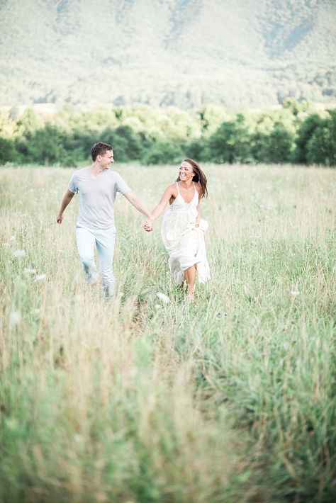 Smoky Mountains Wedding, Engagement Photography Ideas, Mountains Wedding, Smoky Mountain Wedding, Mountain Engagement Photos, Cades Cove, Knoxville Wedding, Mountain Engagement, Smoky Mountain National Park