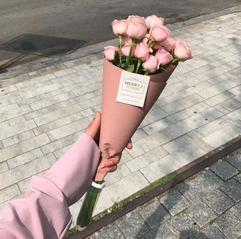 Korean Aesthetics, Aesthetic Ethereal, Delicate Aesthetic, Ethereal Style, Peach Aesthetic, Flower Bouquet Diy, Aesthetic Korean, Boquette Flowers, Plant Aesthetic