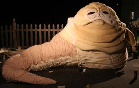 LIfesize Jabba the Hut puppet! Jabba The Hut Costume, Jabba The Hutt Costume, Jaba The Hut, Jabba The Hut, Sci Fi Costume, Foam Carving, Star Wars Crafts, Star Wars Decor, Jabba The Hutt