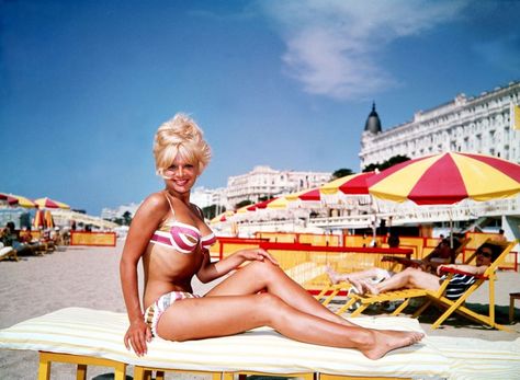 Photos: The Best of 1960s Beach Chic: Bikinis, Blond Hair, and Surf ...910 x 668119KBvanityfair.com 50s Beach Aesthetic, Vintage Beach Photoshoot, Beach Birthday Theme, 60s Surf, 50s Beach, 1960s Summer, Romantic Beach Photos, Beach Blanket Bingo, Tropical Beach Resorts