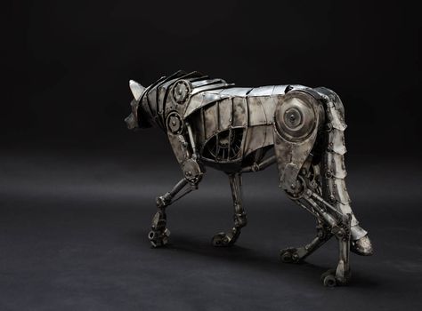 steampunktendencies:    Mechanical Wolf by Andrew Chase Wolf Sculpture, Steampunk Animals, Mechanical Animals, Steampunk Tendencies, Robot Animal, Art Steampunk, Bb King, Mechanical Art, Steel Art