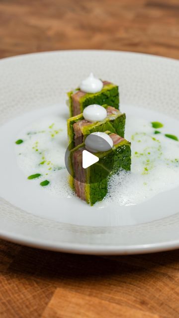 Vegetable Terrine Fine Dining, 8 Course Meal Ideas, Fine Dining Vegetables, Cold Starters Fine Dining, Terrine Plating, Fine Dining Main Course, High End Appetizers, Fine Dining Starters, Christmas Entrees