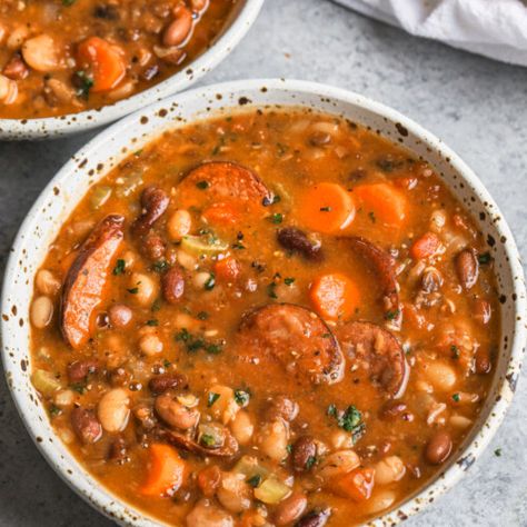 Hearty Bean Soup with Smoked Sausage - Spend With Pennies Pasta Fagioli Soup Recipe, Pasta Fagioli Soup, 15 Bean Soup, Healthy Beans, Homemade Beans, Delicious Veggies, Pasta Fagioli, Spend With Pennies, Homemade Soup Recipe