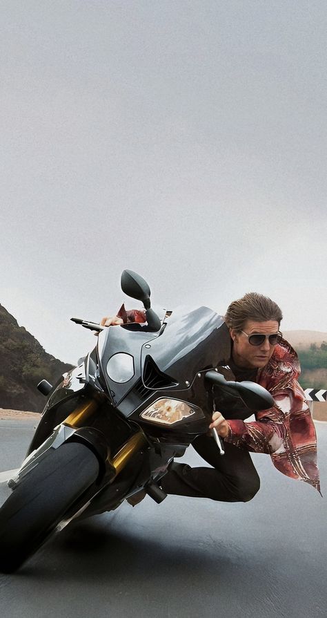 Mission Impossible Wallpaper, Impossible Wallpaper, Motorbike Photos, Bmw Bike, Dope Wallpaper Iphone, Ethan Hunt, Oneplus Wallpapers, Diy Clothes And Shoes, Movies And Series