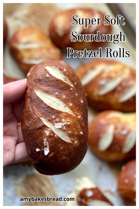 Sourdough Discard Pretzel Buns, Sourdough Pretzel Rolls, Sourdough Pretzel Bread, Pretzel Bread Recipe, Pretzel Rolls Recipe, Sour Dough Bread Starter Recipe, Sourdough Sweets, Breakfast Rolls Recipe, Pretzel Roll Recipe