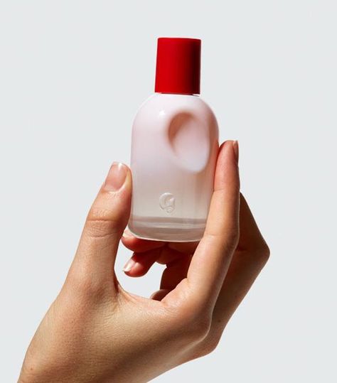 Glossier You Perfume, Best Cheap Perfume, Trendy Christmas Gifts, Cheap Perfume, Musk Perfume, Glossier You, Perfume Collection Fragrance, Signature Fragrance