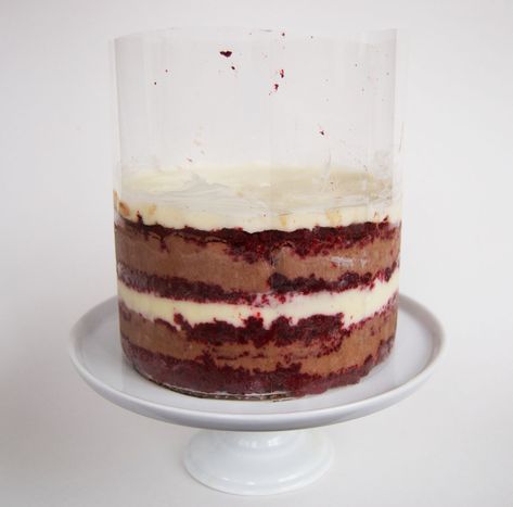 red velvet cake with chocolate and vanilla liquid cheesecake Pistachio Paste, My Notebook, Stay Awake, Velvet Cake, Red Velvet Cake, Ice Cream Cake, Layer Cake, Just Desserts, Cake Ideas