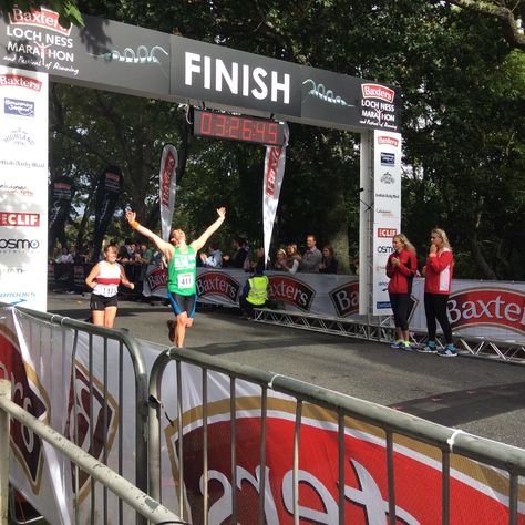 5k Finish Line, Half Marathon Finish Line, Marathon Finish Line Aesthetic, Marathon Finish Line Pictures, Running Finish Line, Race Finish Line, Crossing Finish Line, 5k Motivation, Gym Photo Ideas