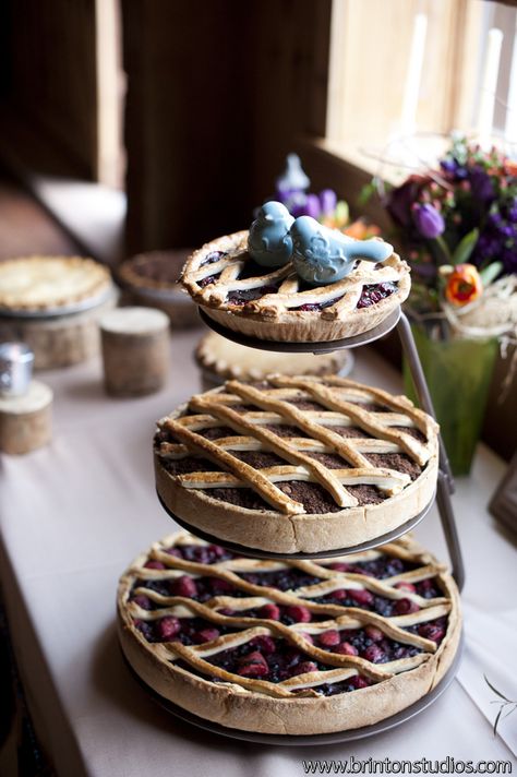 Tiered Wedding Pie by Devil's Thumb Ranch Brinton Studios Photography, JA Special Events Hobbit Lifestyle, Simple Pies, Tiered Pie Stand, Tabernash Colorado, Diy Wedding Cake Stand, Pie Stand, Cake Alternatives, Alternative Wedding Cakes, Wedding 101