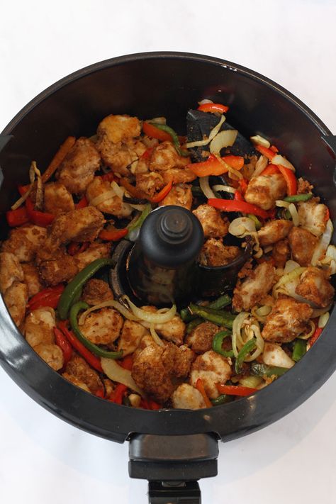 Salt And Chilli Chicken, Easy Kids Recipes, Salt Pepper Chicken, Tefal Actifry, Actifry Recipes, Salt And Pepper Chicken, Pepper Chicken, Pepper Salt, Air Fryer Dinner Recipes