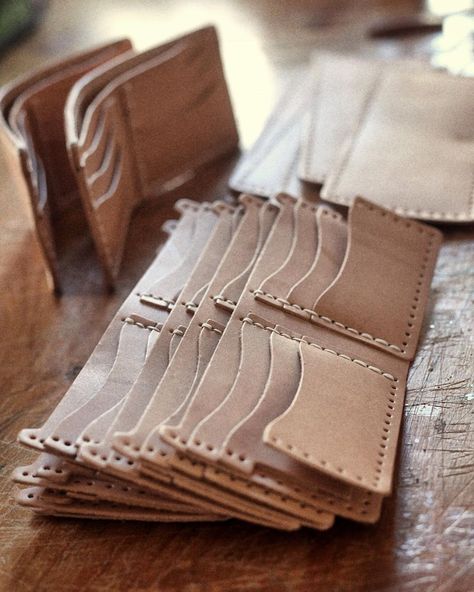 Corter Leather & Cloth on Instagram: “Lots of work on the bench today, if you're waiting on a belt order we appreciate your patience -- they're coming!” Corter Leather, Belt Diy, Leather Tutorial, Bag Sewing, Appreciate You, Bag Patterns To Sew, Leather Diy, Leather Belt, Work On