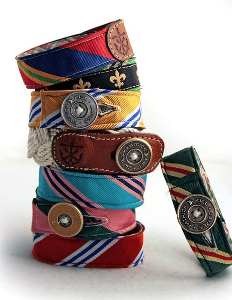 Unique Craft Ideas With Neck Ties-one more to add to the list are skirts out of old ties which my mom had us make as kids Necktie Crafts, Old Ties, Diy Fashion Projects, Tie Crafts, Fashion Project, Crafty Craft, Crafts To Do, Ties Mens, Diy Fashion