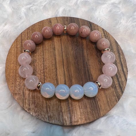 Stones And Crystals Jewelry, Rose Quartz Bracelet Diy, Crystal Bead Jewelry Diy, Crystal Bracelet Ideas, Diy Crystal Bracelet, Crystal Bracelets Diy, Crystal Bead Bracelets, Pink Taper Candles, Peace And Positivity