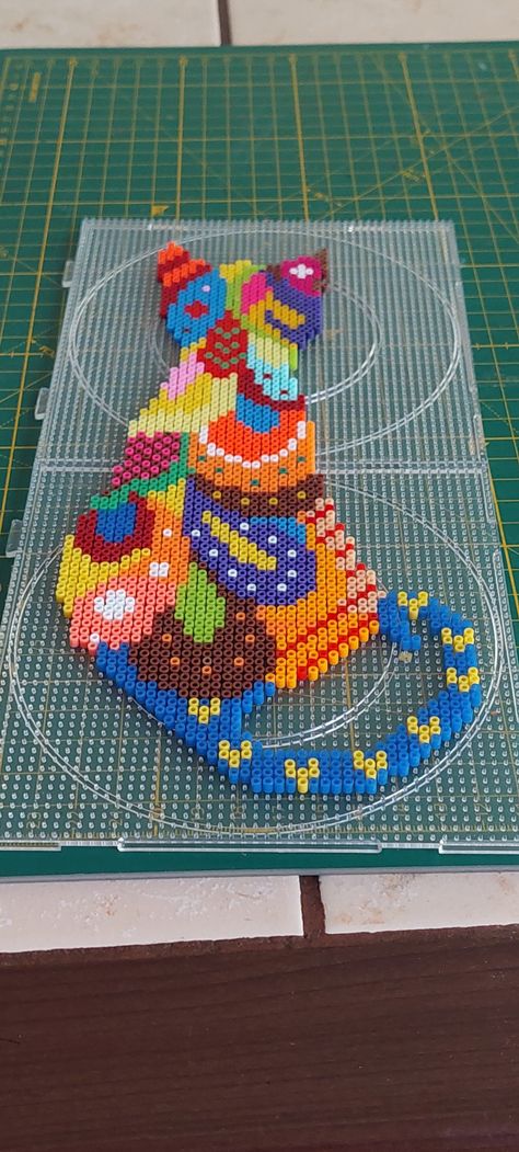 Artkal Bead Colorful Cat Perler Bead Color Chart, Perler Cat Pattern, Cat Fuse Beads, Colorful Perler Bead Patterns, Fuse Bead Patterns Easy, Cat Perler Bead Patterns, Rave Crafts, Grid Patterns, Easy Perler Bead Patterns