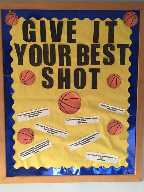 Basketball Theme Door Decorations, Sport Board Ideas, Basketball Bulletin Boards For School, Basketball Door Decorations For School, Basketball Classroom Theme, Basketball Bulletin Board Ideas, Sports Theme Classroom Decorations, Basketball Poster Ideas, Basketball Bulletin Boards