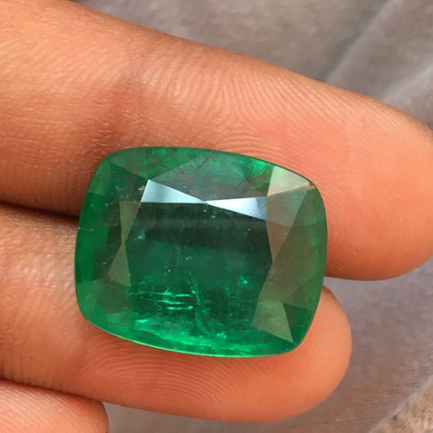 A perfect genuine emerald (minor oil) from Zambia with total weight 13.85 ct. Its a rare and luster stone in Zambian emerald,beautiful vivid green color with big face and making it perfect for beautiful jewelry. . . Size :- 17.8x14.5x7.1 mm . Dm me purchase . . #beautiful #amazing #finequality #cute #emeraldstone #beauty #explore #jewelrydesigner #emeraldcut #emeraldring #oneofakindjewelry #cushion #finejewelry #fineemerald #zambianemerald #vividgreen #green #gemstone #gems #post #emerald #fi... Zambian Emerald, Big Face, Aquamarine Stone, Emerald Stone, Emerald Gemstone, Super Clean, Zambia, Natural Emerald, Faceted Gemstones