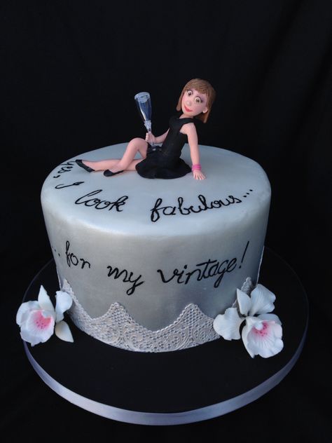 60th birthday cake for a lady who loves wine. 60th Birthday Cake For Ladies, 29th Birthday Cakes, Shoes Tutorial, Baby Shoes Tutorial, 60th Birthday Cake, Wine Cake, 70th Birthday Cake, 50th Cake, Icing Techniques