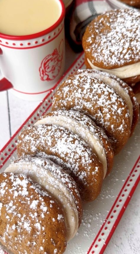 Gingerbread Whoopie Pies — Sweet Monkey Gingerbread Whoopie Pies, Whoopee Pie, Maple Buttercream, Cinnamon Buttercream, Red Velvet Whoopie Pies, Whoopie Pie Recipe, Whoopie Pie, Powder Sugar, Pie Day