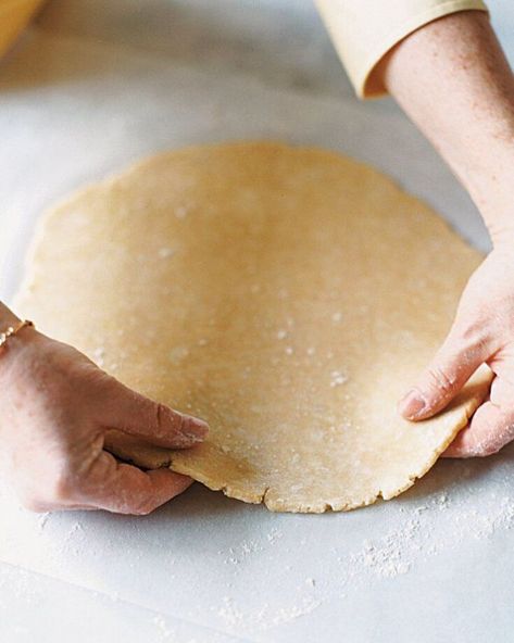 Why Do Some Bakers Add Vinegar to Their Pie Dough? Vinegar Pie, Walnut Pie, Pie Dough Recipe, Pie Crust Recipe, Favorite Pie, Pie Crust Recipes, Shortcrust Pastry, Butter Pie, Perfect Pies