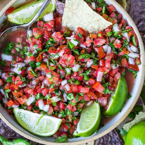 Perfect Pico de Gallo (Salsa Fresca) - Mom On Timeout Chunky Salsa Recipe, Quick Meatloaf Recipes, Best Salsa Recipe, Homemade Pico, Fresh Salsa Recipe, Mom On Timeout, Salsa Fresca, The Recipe Critic, Chunky Salsa