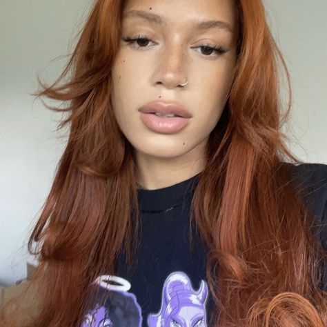 Copper Eyebrows, Red Hair On Light Skin, Light Skin Hair Color, Tone Orange Hair, Copper Orange Hair, Dark Orange Hair, Orange Brown Hair, Hair Color For Tan Skin, Burnt Orange Hair