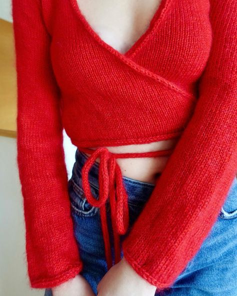 Ballerina Wrap Top ❤️‍🩹🪩🧸 in love with this kind of red 🫶🏼 Pattern by @twoofwands #knityourstyle #knitwear #ootdknittersedition #strikkegenser #ballerinawraptop Knitwear Ootd, Ballerina Wrap Top, Knitting Journal, Wrap Top Pattern, Journal Pics, Fashion Knitting, Knit Wrap, Red Pattern, The Plan