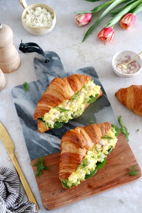 Egg Croissant, Fresh Croissants, Lazy Breakfast, Cheesy Scrambled Eggs, Croissant Breakfast Sandwich, Scrambled Eggs With Cheese, Croissant Sandwich, Croissant Breakfast, Croissant Recipe