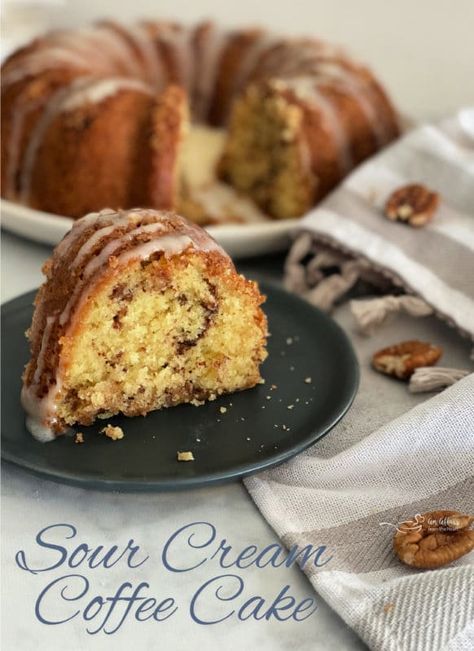 Sour Cream Coffee Cake Bundt Recipes, Coffee Cake With Sour Cream Recipe, Best Coffee Cake Recipes Bundt, Sour Cream Coffee Cake Recipes Best, Easy Sour Cream Coffee Cake, Easy Coffee Cake Recipes Bundt, Pecan Sour Cream Coffee Cake, Moist Sour Cream Coffee Cake, Bundt Cake Coffee Cake