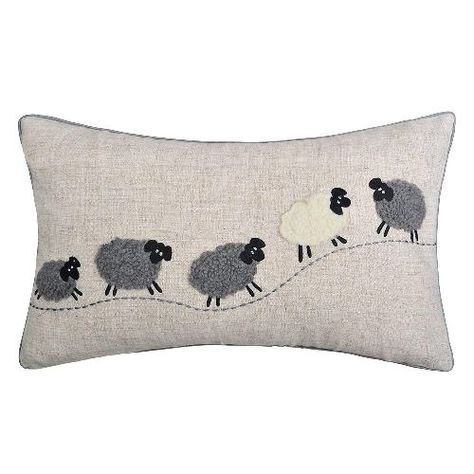 Sheep Applique, Sheep Crafts, Applique Cushions, Bed Living Room, Sewing Cushions, Applique Pillows, Wool Applique Patterns, Chair Decor, Handmade Pillowcases