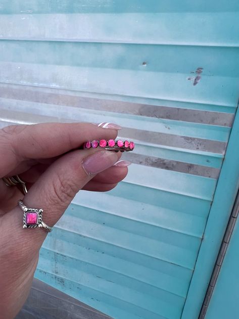 Hot pink opal all around ring! Barbie vibezzz 💖✨✨✨ Pink Western Jewelry, Western Jewerly, Western Fashion Jewelry, Western Rings, Cowgirl Accessories, Western Accessories, Cowgirl Jewelry, Western Earrings, Country Gifts