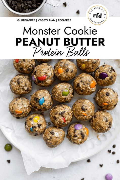 These no-cook, no-bake Monster Cookie Peanut Butter Protein Balls are the perfect way to make the school year and the work week better. They’re designed to provide a good source of protein and fit perfectly into a lunchbox or as a grab-and-go snack. These nutritionally balanced balls contain just the right amount of protein, always-need-it fiber, and brain-promoting healthy fats. The secret ingredient is whey protein powder, an easy-to-use protein from milk that can help you feel full for ... Monster Cookie Protein Balls, Cookie Protein Balls, No Bake Protein Balls, Cookie Peanut Butter, Protein Bites Recipe, Peanut Butter Protein Balls, Protein Balls Healthy, Plan 2023, Clean Simple Eats