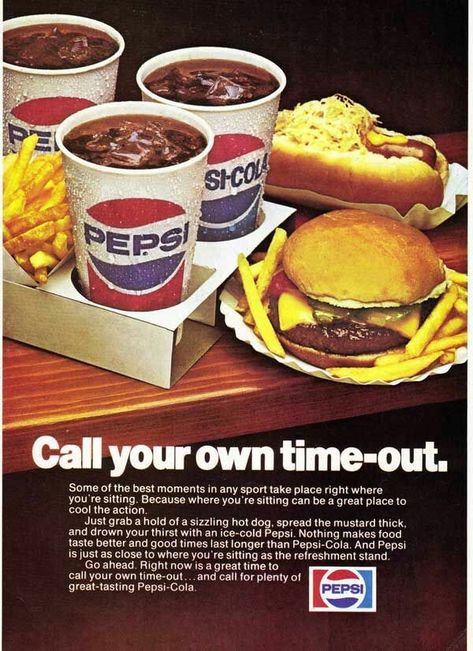 Cheeseburger And Fries, 70s Food, Vintage Food Labels, Pepsi Ad, Vintage Food Posters, Vintage Pepsi, Burger Places, Retro Diner, Food Ads