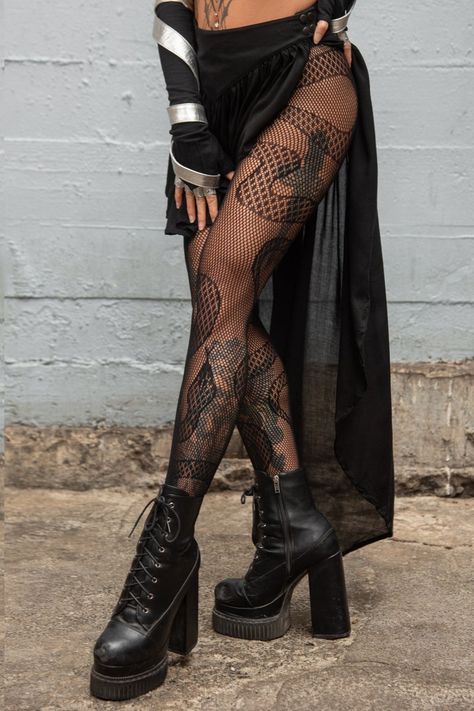 Southern Club Outfit, Snake Fishnet Tights, Snake Clothes Aesthetic, Snake Tights Outfit, Snake Outfit Aesthetic, Country Rock Outfits Women, Snake Inspired Outfits, Snake Dress Outfit, October Outfits Halloween