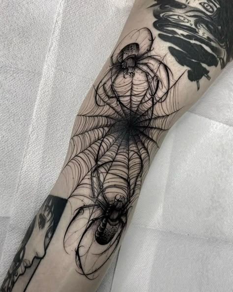 Traditional Spider Web Tattoo Design, Skyrim Tattoo, Spider Skull, Spider Web Tattoo, Web Tattoo, Goth Tattoo, Insect Tattoo, Pen Tattoo, Wicked Tattoos