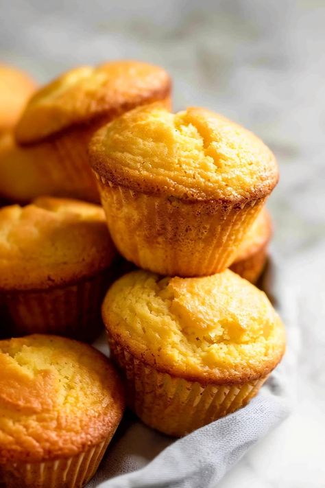 You'll flip for these easy cornbread muffins! They have the perfect amount of sweetness, and the recipe comes out moist and perfect every time. Air Fryer Cornbread, Easy Cornbread Muffins, Homemade Corn Muffins, Sweet Corn Muffins, Sweet Cornbread Muffins, Simply Happy Foodie, Cornbread Muffins Recipe, Cornbread Cake, Cornmeal Muffins