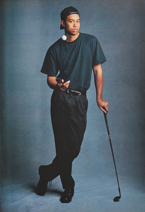 Vintage Golf Outfit Men, Vintage Golf Photos, 1980s Outfits Men, Vintage Golf Aesthetic, Vintage Golf Outfit, Golf Mural, Golf Style Men, Golf Photoshoot, Mizuno Golf