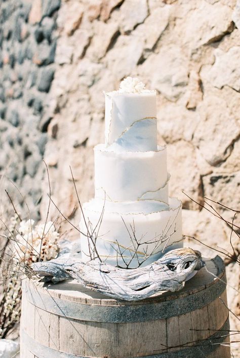 Coral Wedding Cakes, Beachy Wedding, Beach Wedding Cake, Wedding Cakes Blue, Beach Wedding Inspiration, Santorini Wedding, Coral Wedding, Greece Wedding, Greek Wedding