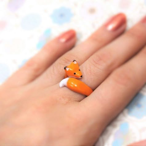 Ring Designs Clay, Clay Art Rings, Fox Clay Earrings, Fox Polymer Clay, Clay Art Ring, Animal Clay Rings, Handmade Rings Clay, Polymer Clay Ring Ideas, Polymer Clay Rings Diy