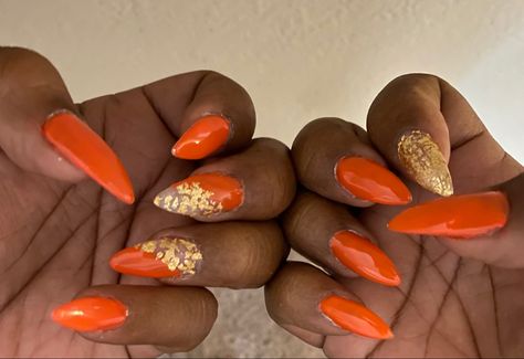 Coral And Gold Nails, Orange And Gold Nails, Nails With Foil, Orange And Gold, Coral And Gold, Foil Nails, Orange Nails, Beauty Style, My Nails