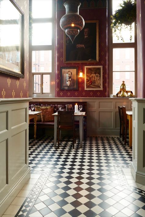 Original Style Victorian Floor Tiles in Black & White With Kingsley Border Black Tiles Kitchen, Victorian Flooring, Kitchen Tiles Wall, White Kitchen Floor, White Tile Kitchen Floor, Black And White Flooring, Restaurant Setting, Victorian Tile, Victorian Floor Tiles