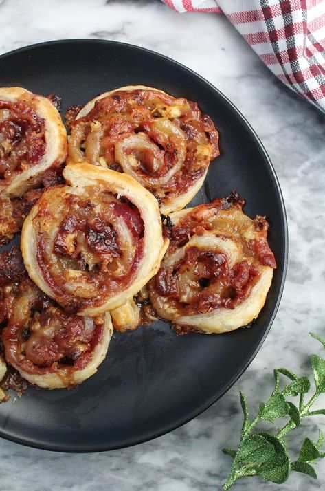 Cranberry Bacon Brie Pinwheels - Zest & Simmer Brie Pinwheels, Pastry Pinwheels, Bacon Brie, Puff Pastry Pinwheels, Brie Cranberry, Brie Puff Pastry, Pinwheel Appetizers, Bacon Appetizers, Pinwheel Recipes