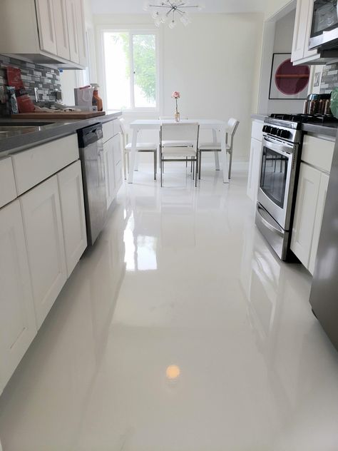 White Epoxy Floor with clear burnish coat. Epoxy Kitchen Floor, Epoxy Concrete Floor, Diy Kitchen Flooring, Epoxy Floor Designs, Epoxy Kitchen, Concrete Epoxy, Metallic Epoxy Floor, Garage Floor Epoxy, Modern Farmhouse Living Room