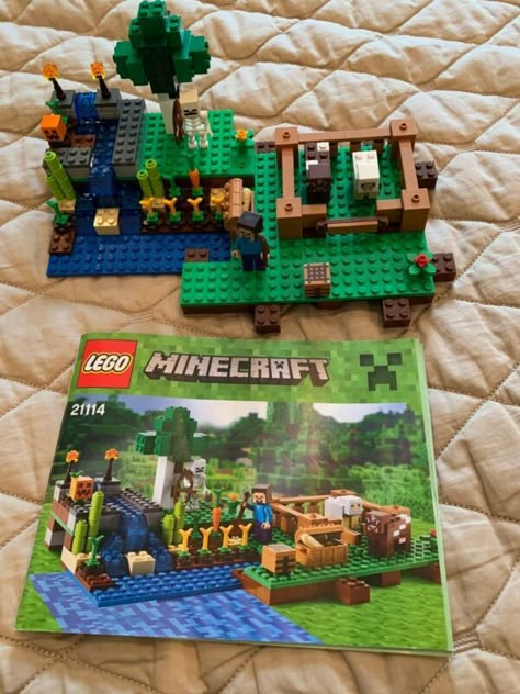 Minecraft Lego Sets, Minecraft Merch, Night Building, Minecraft Gifts, Used Legos, Minecraft Lego, Minecraft Toys, Sonic Party, Construction Lego