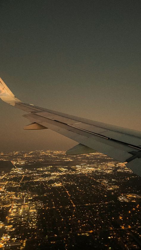 Dallas Texas Airport, Window View Night, Texas Airport, Dallas Airport, Airplane Window View, Story Pics, Anniversary Scrapbook, Texas Christmas, Texas Photography