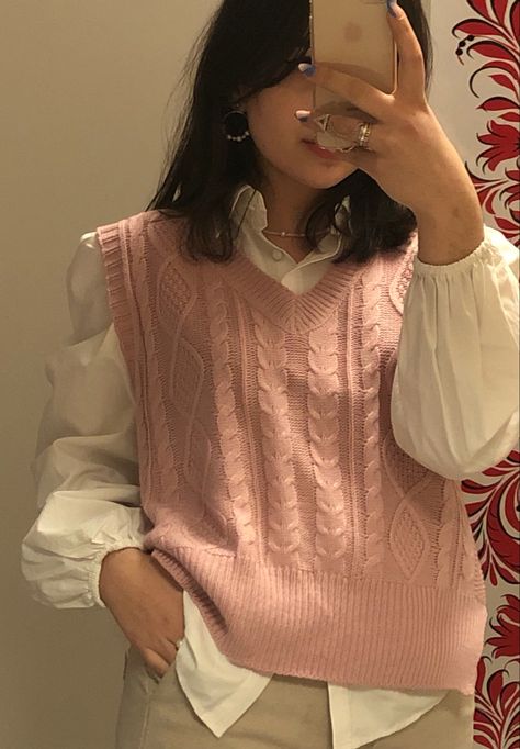 idk how does this media work but i really love my fit Pink Sweater Vest Outfit, Delhi Aesthetics, Pink Vest Outfit, Camilla Macaulay, Pink Sweater Vest, Vest Outfits For Women, Half Sleeve Sweater, Sweater Vest Outfit, College Outfits Winter