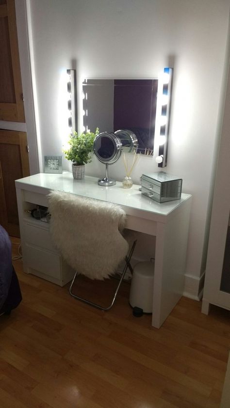 Ikea Malm Vanity Table - Real Wood Home Office Furniture Check more at http://www.nikkitsfun.com/ikea-malm-vanity-table/ Dressing Room Furniture, Ikea Dressing Table, Diy Vanity Table, Ikea Malm Dressing Table, Ikea Makeup Vanity, Makeup Vanity Ideas Bedrooms, Malm Dressing Table, Makeup Room Decor, Vanity Ideas