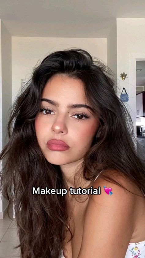 Easy Face Makeup, Simple Cute Makeup, Fall Makeup Looks For Brown Eyes, Low Visual Weight Makeup, Bruja Halloween, Soft Makeup Looks, Fun Makeup, Makeup 101, Fall Makeup Looks